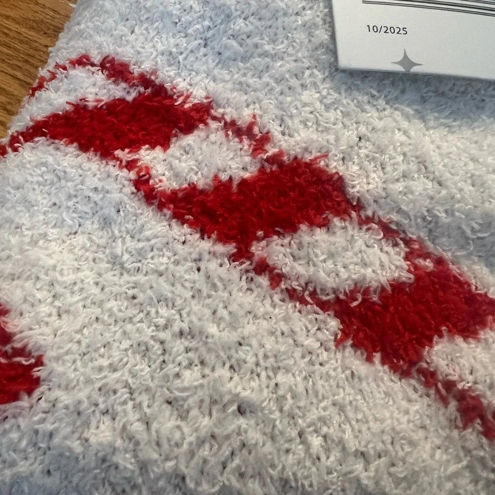 Ultra Cozy Knit holiday candy cane Throw Blanket